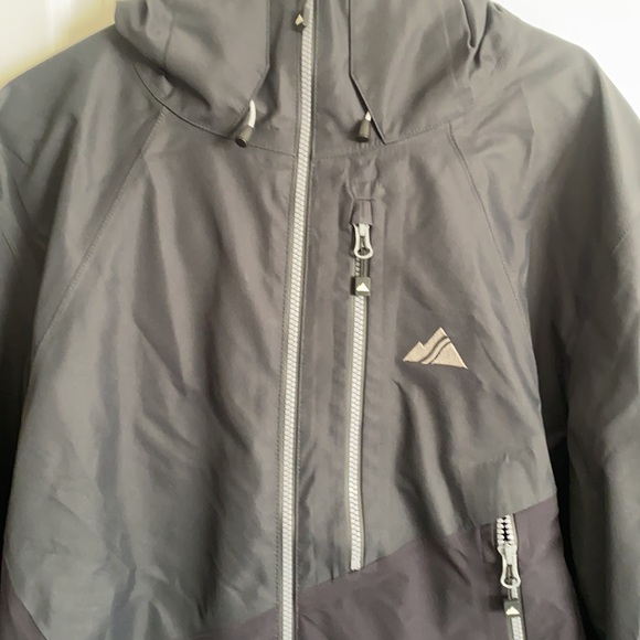 Black strafe ski jacket Jackets & Coats